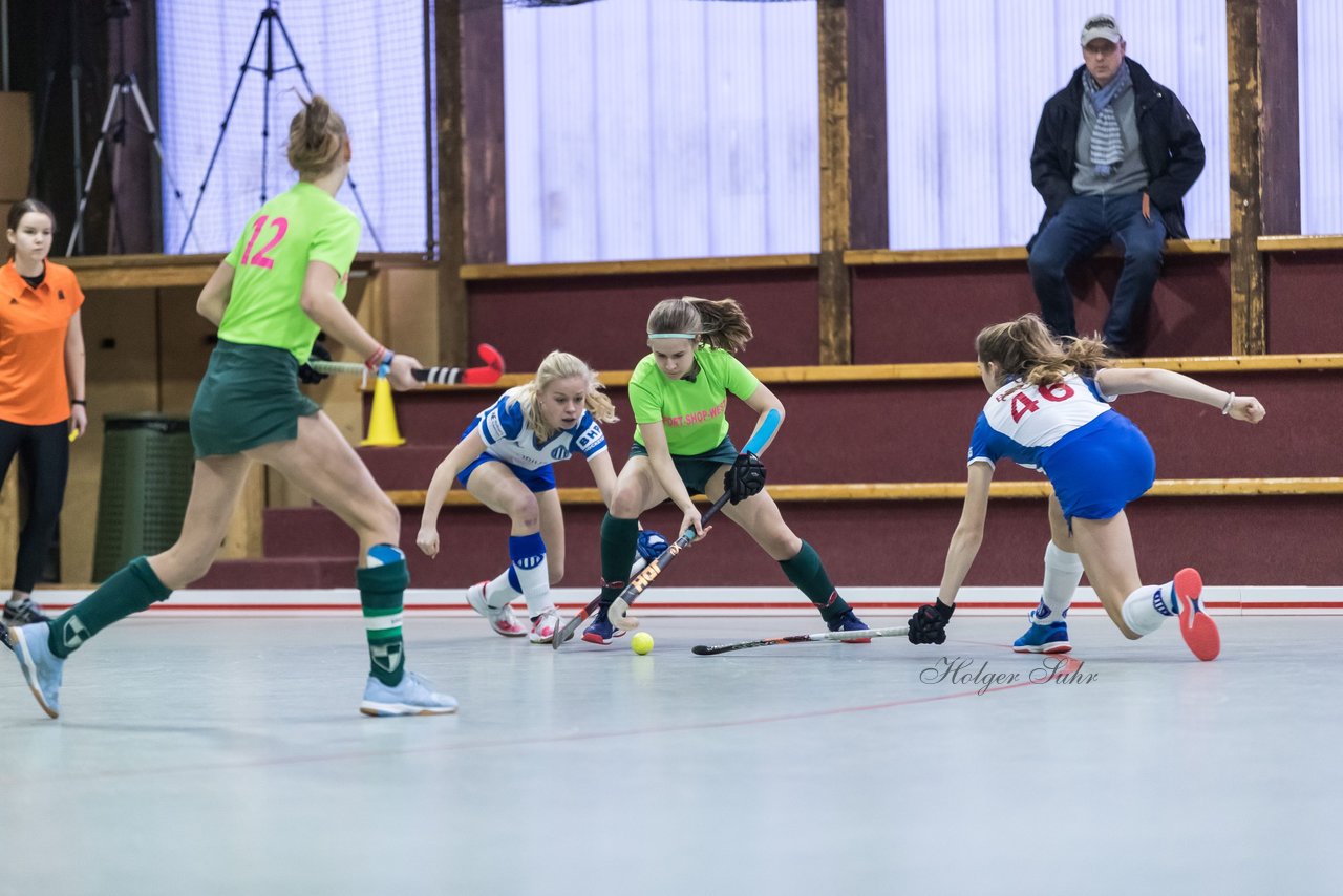 Bild 18 - B-Juniorinnen UHC